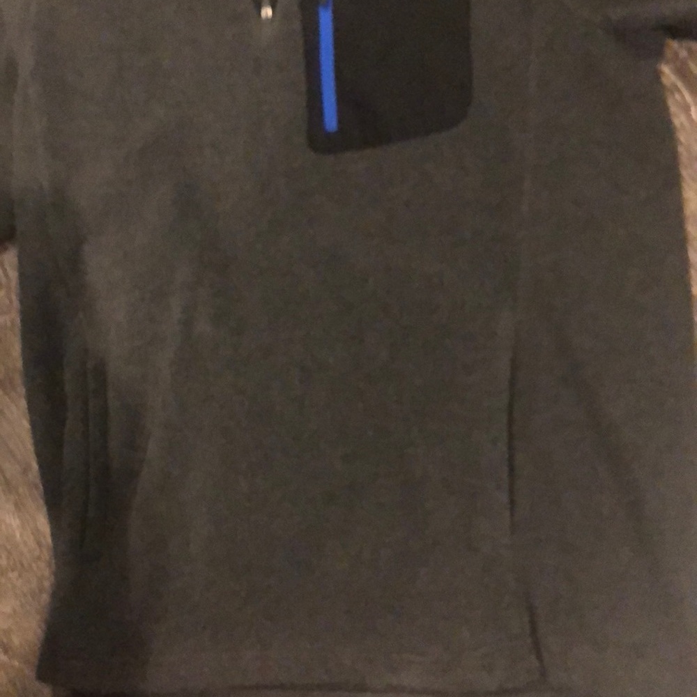 Old Navy active pullover - Picture 4 of 5